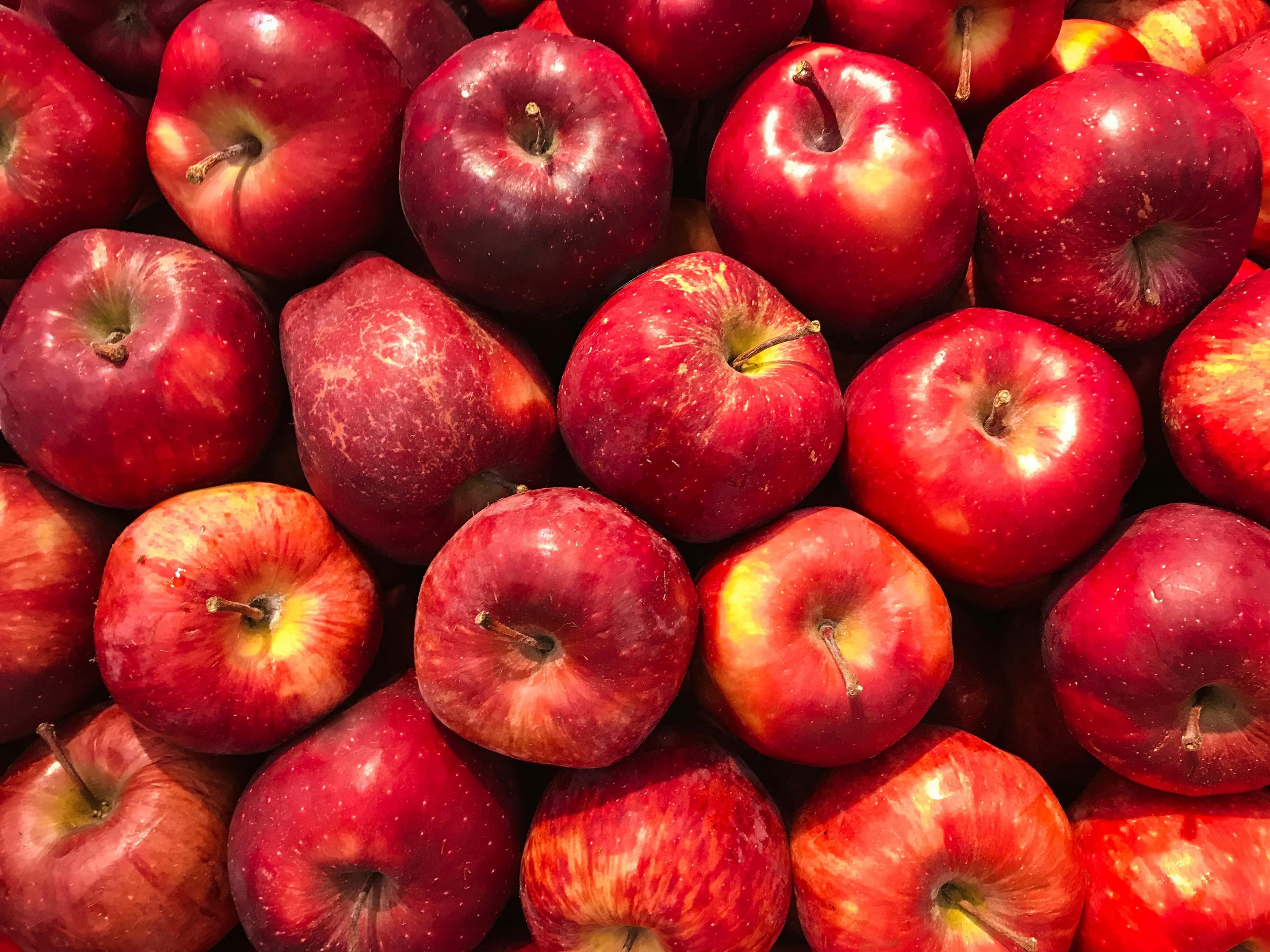 Premium Apples